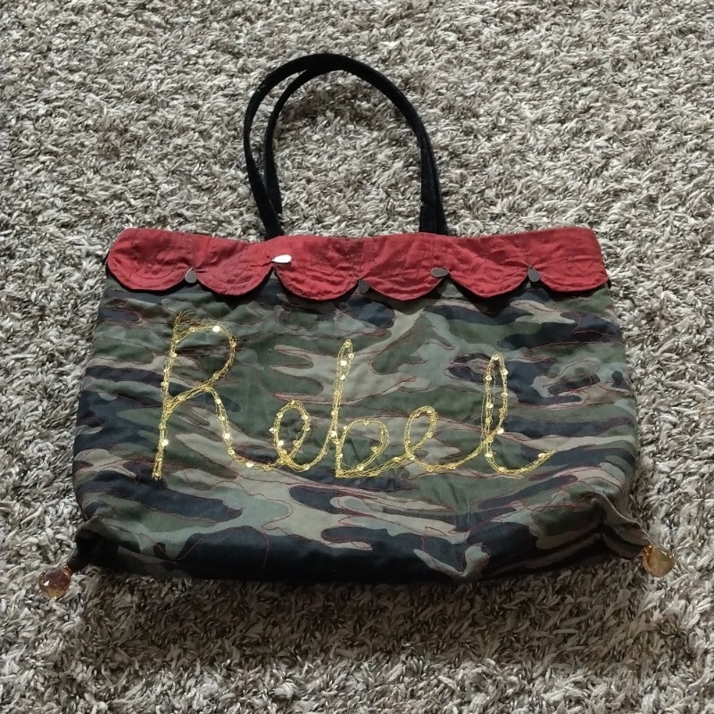 Small tote